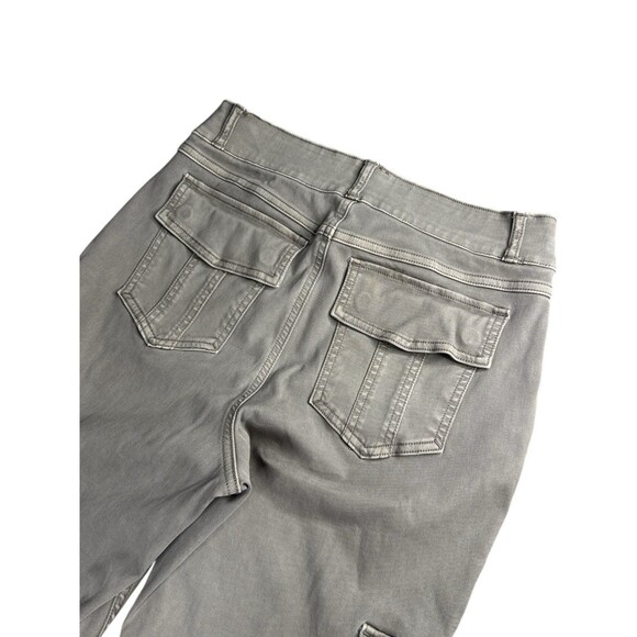 SPANX Stretch Twill Cargo Pants Olive Green Large Pockets Slimming Streetwear - Picture 4 of 11